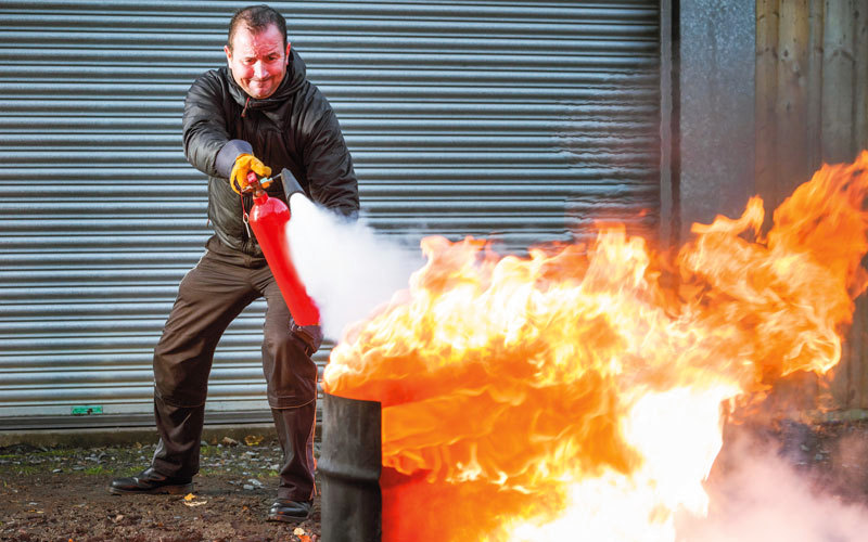 طفاية الحريق يمكنها السيطرة على النيران في بدايتها. أرشيفية