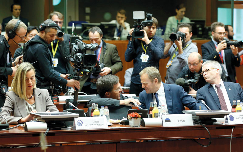 الاتحاد الأوروبي يمكن أن يتلقف أي إشارة مصالحة من بولندا بسبب انشغالاته. غيتي