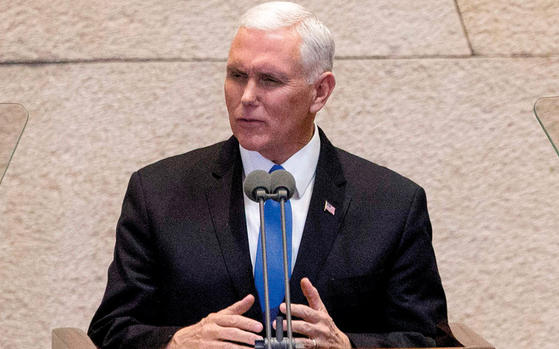 بينس ألقى موعظة دينية في الكنيست.