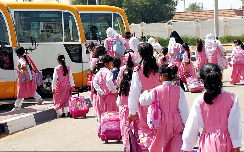 «التربية» تؤكد أن مديري المدارس يقدرون دوام الطلبة حسب الظروف الجوية.
أرشيفية