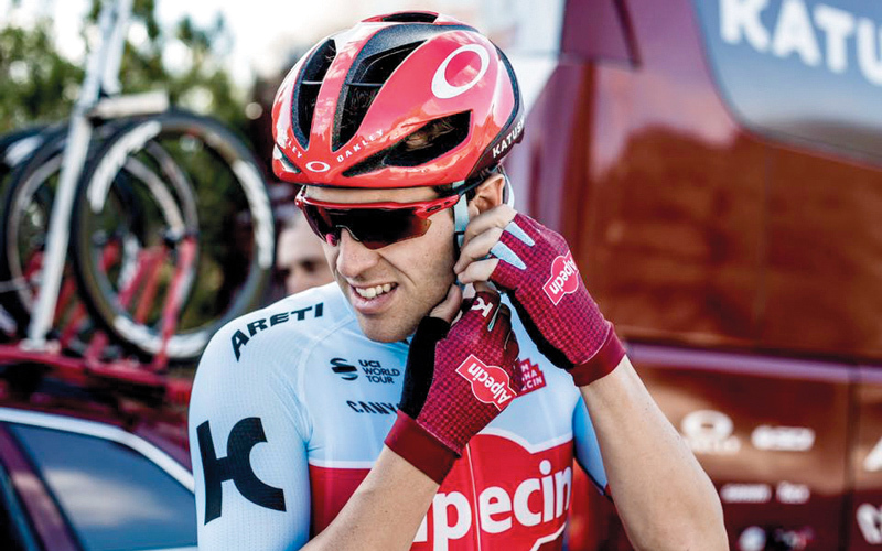 الدراج البريطاني أليكس دوسيت. من المصدر