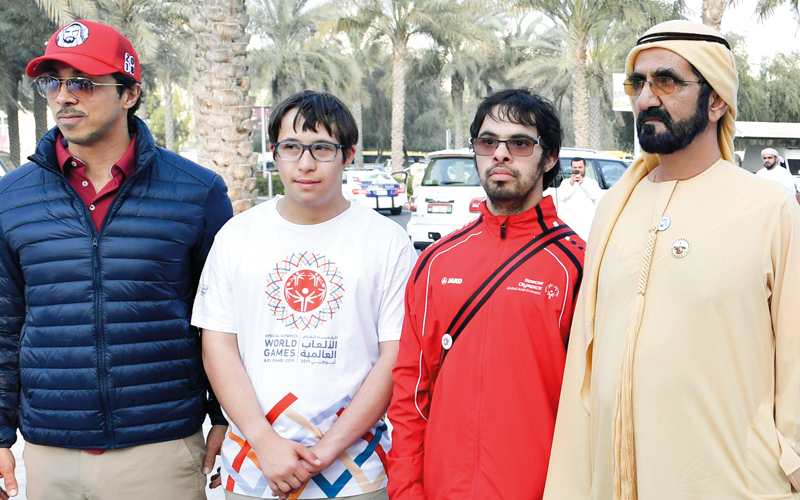 محمد بن راشد أعرب عن سعادته بالمشاركة في الحدث الاجتماعي الإنساني الرياضي. وام