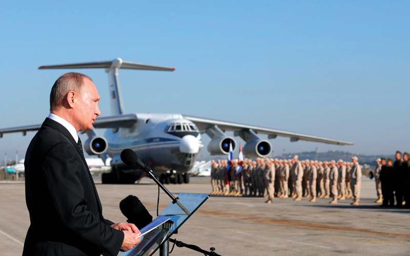 بوتين في حميميم: هل المهمة أنجزت فعلاً.  إي.بي.إيه