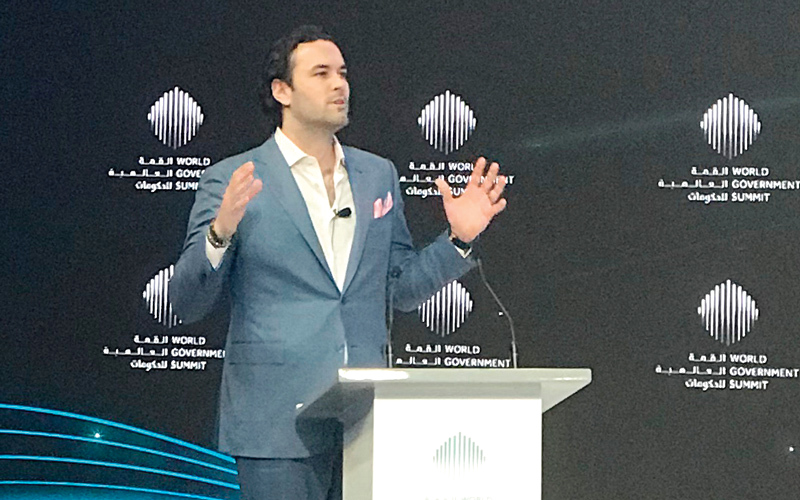 آدم ميلونس.

تصوير: باتريك كاستيلو