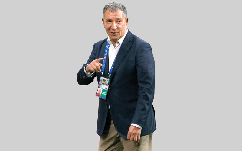 مدرب الجزيرة تين كات. أ.ف.ب