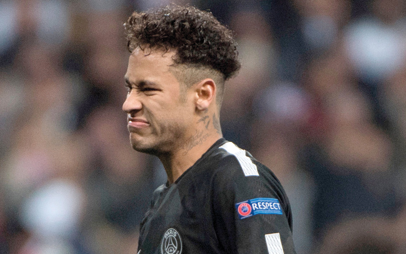 نيمار محبط  من الخسارة.