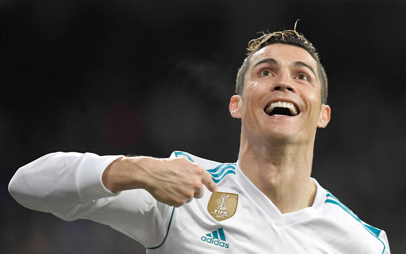 رونالدو قهر سان جرمان بثنائية من ثلاثية الريال.