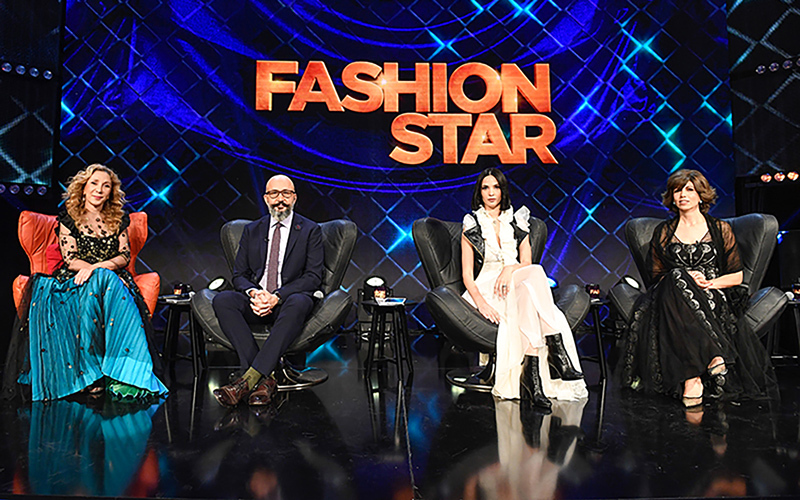 «فاشن ستار» أول برنامج عربي يهتم بنخبة المواهب العربية في مجال تصميم الأزياء. من المصدر