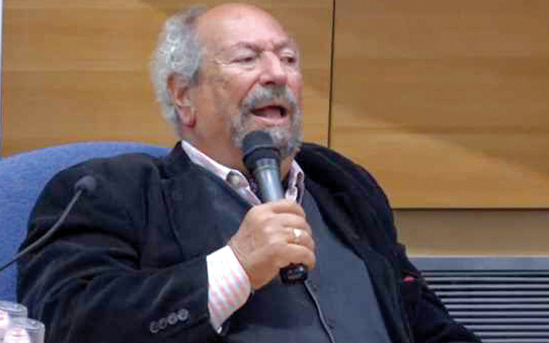 سعد الدين إبراهيم متحدثاً في تل أبيب.  أرشيفية