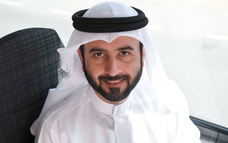 محمد أبوبكر الهاشمي: &laquo;(حافلات تحت الطلب) وسيلة نقل  اقتصادية، وبديل مناسب للحافلات العادية،التي تسير في خطوط منتظمة، وفق جداول زمنية ثابتة&raquo;.