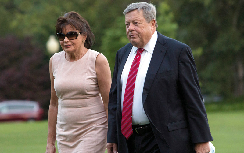 لم يتضح بعد كيف حصل الزوجان على الإقامة الدائمة في أميركا.  غيتي