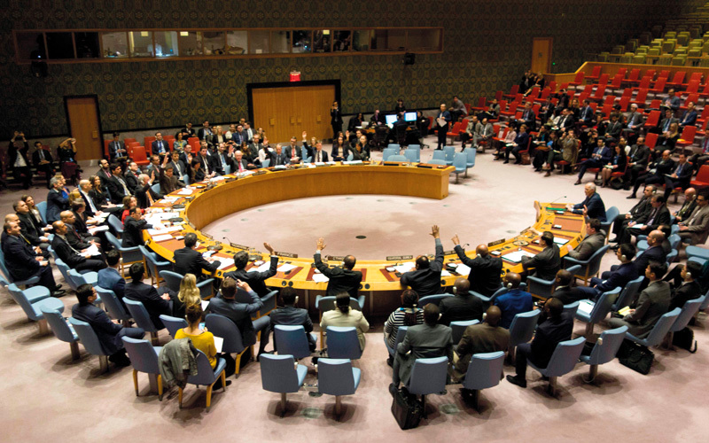 مجلس الأمن يصوّت على هدنة شاملة في سورية لمدة شهر بموافقة روسيا.  أ.ف.ب