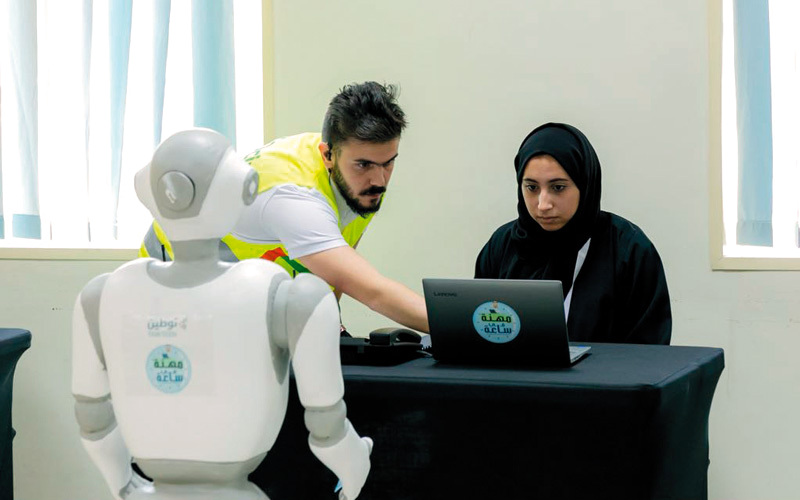 «مهنة في ساعة» استفاد منها 1000 مواطن ومواطنة من طلبة جامعات. من المصدر