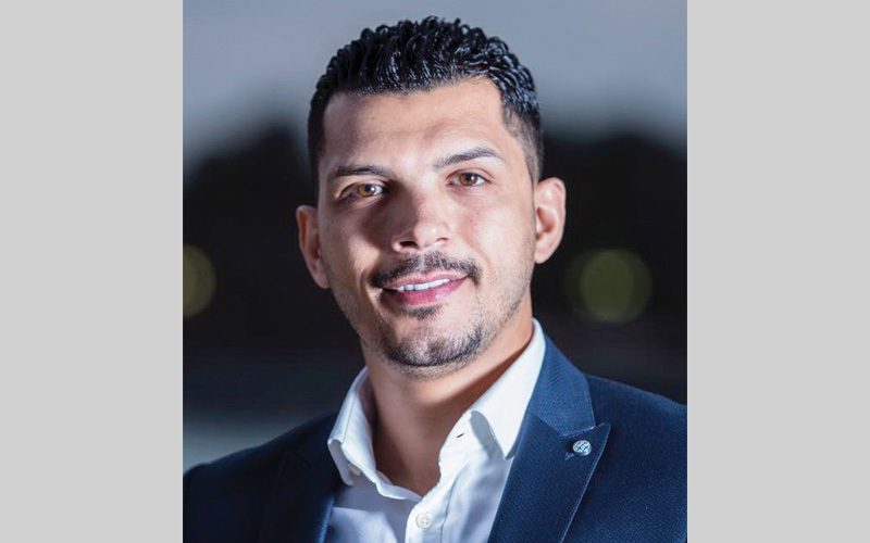 أيهم المغربي: «هذا الإجراء،  في حال حدوثه من  قِبَل  جهات العمل،  يعد  نوعاً من  التمييز».