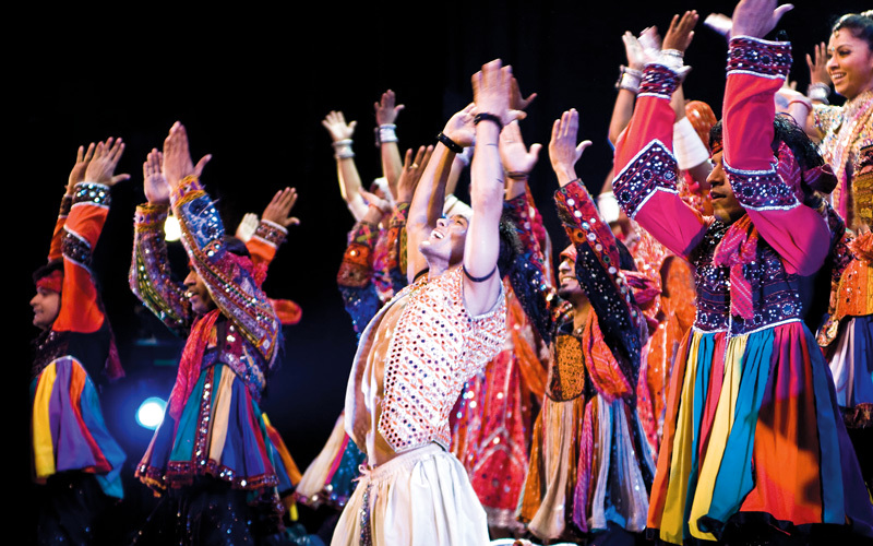 العرض تم تقديمه ما يزيد على 1000 مرة في 20 دولة في العالم

من المصدر