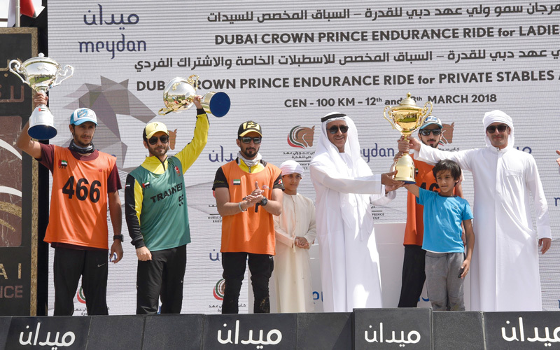 المري والكمدة والحربي فازوا بالمراكز الثلاثة الأولى في سباق الإسطبلات الخاصة.

تصوير: أسامة أبوغانم
