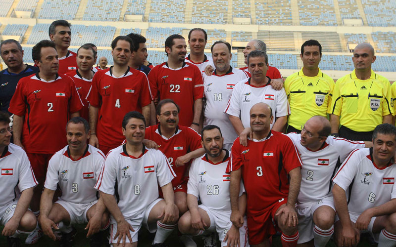 انتهت المباراة بفوز الفريق الأحمر بقيادة رئيس الحكومة سعد الحريري على الفريق الأبيض بقيادة النائب عن "حزب الله" علي عمار، بهدفين حملا توقيع النائب الكتائبي سامي الجميل-أ.ف.ب