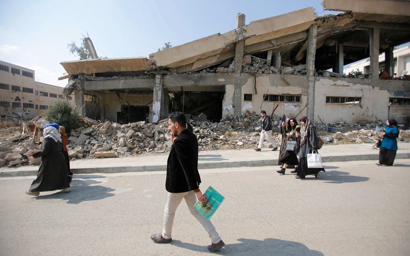 القصف الأميركي حوّل معظم مدينة الموصل إلى ركام. رويترز