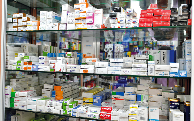«الصحة» تعمل على توفير الأدوية كافة بجودة عالية وأسعار تناسب فئات مجتمع. تصوير: نجيب محمد
