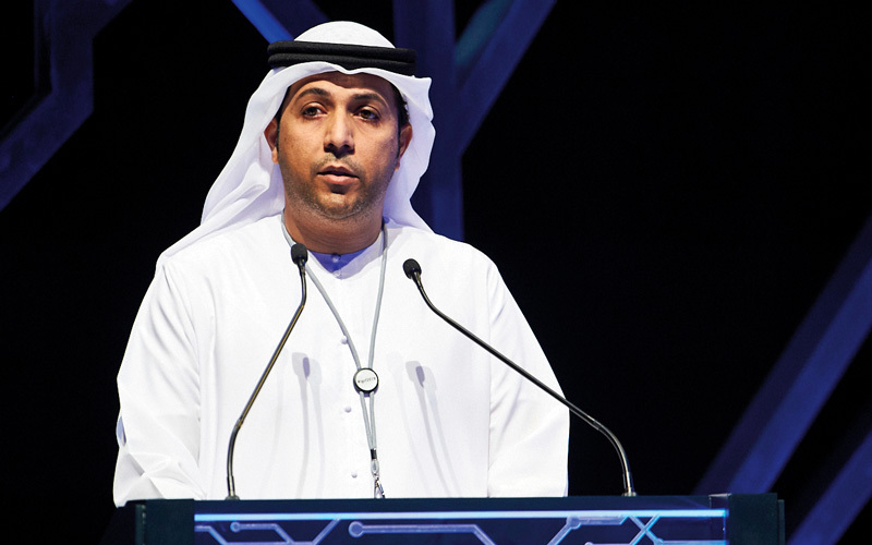 طارق سعيد علاي:

التقنية تشهد تطورات متسارعة إيجابية وسلبية

تنبئ بمراحل من التطورات لا نعلم مداها.