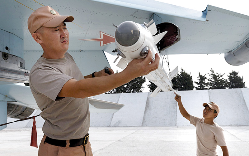 روسيا عززت تواجدها العسكري في المنطقة عبر البوابة السورية وباتت لاعباً رئيساً. رويترز