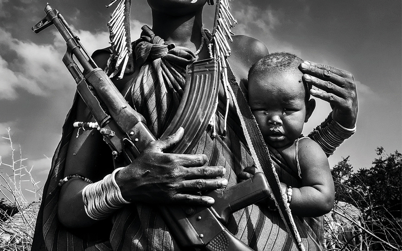 جون بودجوكو - إندونيسيا

من المصدر