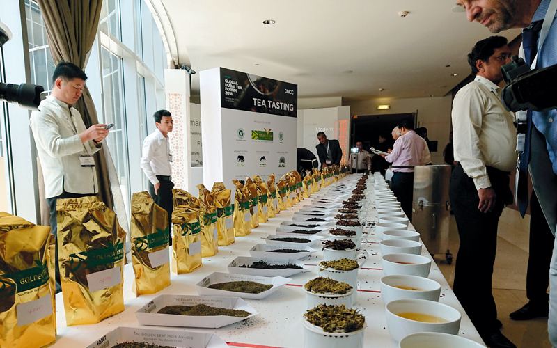 أنواع الشاي التي تُنتج عالمياً وصلت إلى 3000 نوع. من المصدر