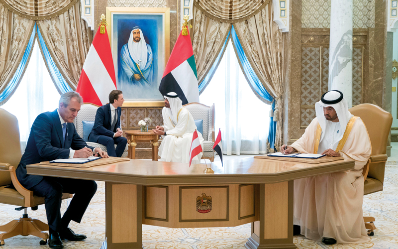 محمد بن زايد أشاد بالدور الذي تقوم به اللجنة المشتركة للتعاون بين دولة الإمارات والنمسا في توسيع آفاق الشراكة. وام