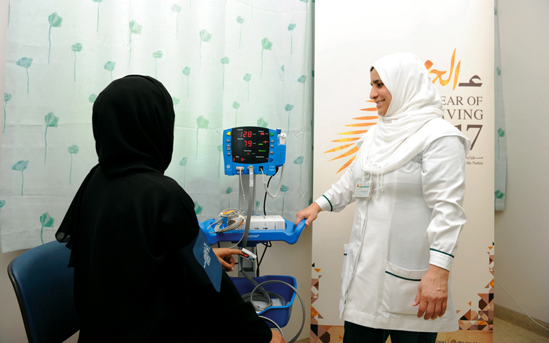 «صحة دبي» وضعت برنامجين علاجيين بالعيادة التطوعية.  من المصدر