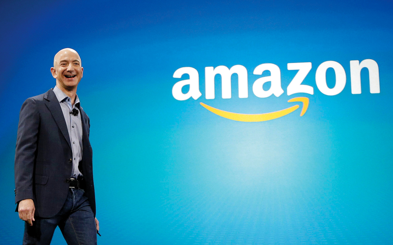 بيزوس: إذا كان منتقدوك على حق فتغير وصحّح نفسك ولا تقاوم أو تعاند. أ.ب