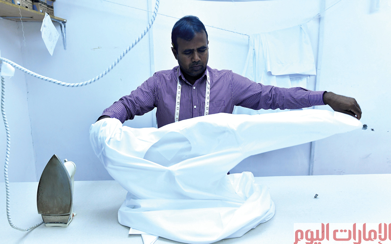 وتبقى‭ ‬‮«‬الكندورة‮»‬‭ ‬جزءاً‭ ‬من‭ ‬الهوية‭ ‬الاجتماعية‭ ‬والثقافية‭ ‬للشعب‭ ‬الإماراتي،‭ ‬تعبّر‭ ‬عن‭ ‬تاريخ‭ ‬وحضارة‭ ‬‮«‬الإمارات‭ ‬العربية‭ ‬المتحدة‮»‬،‭ ‬وعن‭ ‬إرث‭ ‬الأجداد‭ ‬الذي‭ ‬يصونه‭ ‬الأحفاد‭.‬‬‬‬‬‬‬‬‬‬‬‬‬‬‬‬‬‬‬‬‬‬‬‬‬‬‬