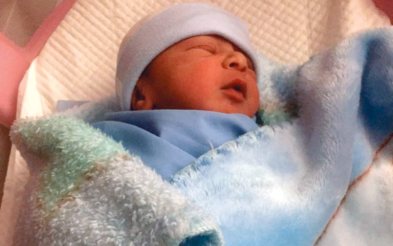 أثناء الولادة أصيبت زوجة «أبويوسف» بمضاعفات.

من المصدر