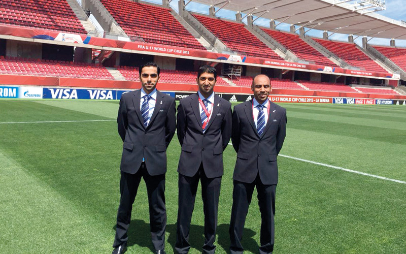 محمد عبدالله حسن ومحمد أحمد وحسن المهري يستعدون لإدارة مباريات مونديال روسيا.  من المصدر