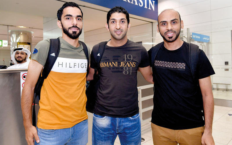 طاقم التحكيم الإماراتي في مونديال روسيا.. المكون من حسن المهري ومحمد عبدالله ومحمد أحمد. تصوير: باتريك كاستيلو