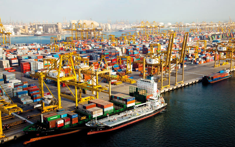 «الاقتصاد» أكدت أهمية تفعيل المبادرات التي من شأنها زيادة الاعتماد على القطاعات غير النفطية وتعزيز إسهامها في الناتج المحلي الإجمالي.  أرشيفية