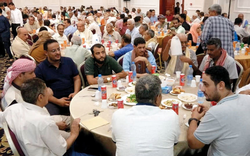 «الهلال» تطلق مشروعها الخيري الثالث لتوزيع كسوة العيد في حضرموت