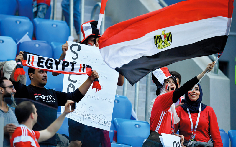 أنصار المنتخب المصري يأملون الخروج من المونديال بفوز معنوي. رويترز
