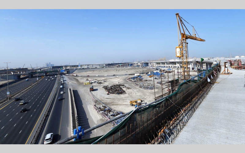 المشروعان يوفران بديلاً سريعاً للمركبات القادمة من أبوظبي المتجهة لمطاري آل مكتوم ودبي. من المصدر