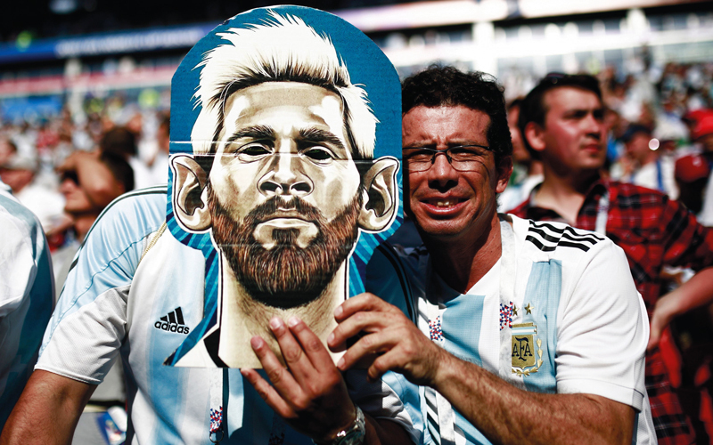 حزن كبير لجمهور الأرجنتين بعد خروج ميسي من المونديال. أ.ف.ب