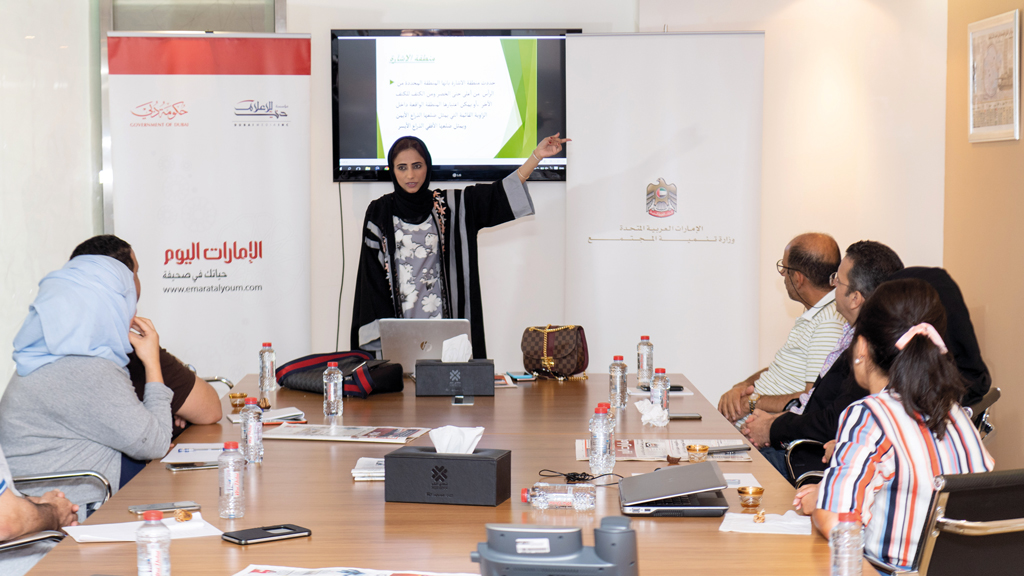 بالفيديو.. «الإمارات اليوم» و«تنمية المجتمع» تطلقان مبادرة لتعليم لغة الإشارة