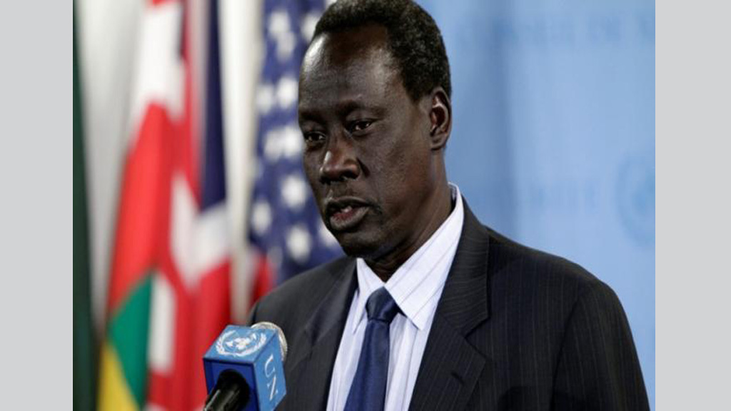 سرقة موبايل وزير خارجية جنوب السودان عشية إقالته