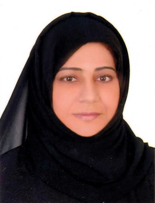 إيمان البستكي: «(البلدية) تتبع أنظمة مبتكرة لفحص عينات من  المنتجات بشكل دوري، للتأكد من عدم احتوائها  على مادة (أفلاتوكسن) الضارة».