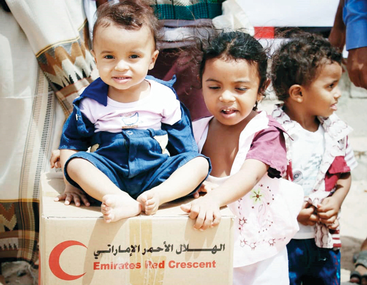 مساعدات إغاثية عاجلة من «الهلال الإماراتي» للنازحين في شبوة