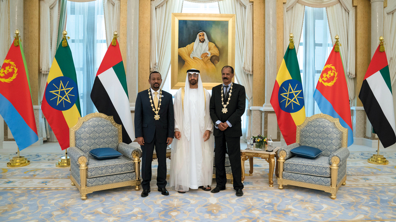 رئيس الدولة يمنح رئيس إريتريا ورئيس وزراء إثيوبيا «وسام زايد»