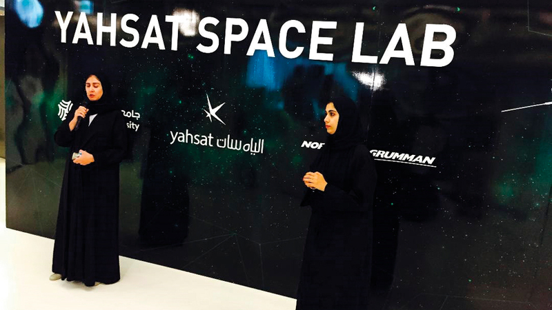 جميع مراحل بناء وتطوير القمر الاصطناعي «ماي سات1» نفذها طلبة مواطنون من جامعة خليفة. من المصدر