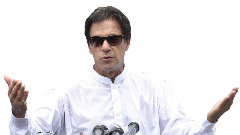 عمران خان يعلن فوز حزبه بالانتخابات التشريعية الباكستانية