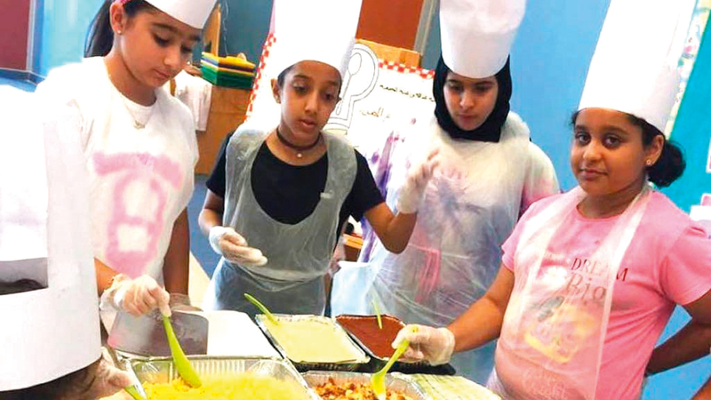 «التعليم والمعرفة» تدرب الطلبة   على الطبخ والميكانيكا وصيد اللؤلؤ