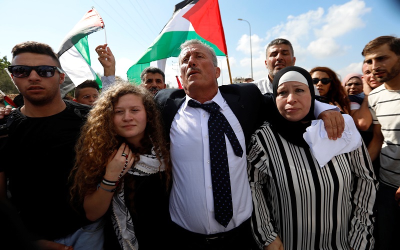 الاحتلال الإسرائيلي يفرج عن رمز المقاومة الفلسطينية عهد التميمي