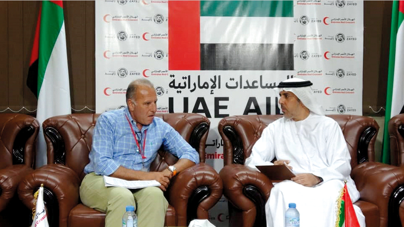 الكعبي استعرض مع ريكيا إنجازات الإمارات في اليمن. وام