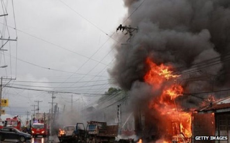 مقتل 10 أشخاص بهجوم سيارة مفخخة في الفلبين